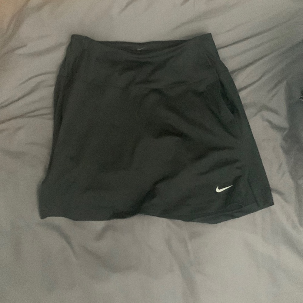 Size-small Worn-once Golf skirt